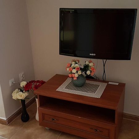 Tashevi Apartments Pomorie Eksteriør billede