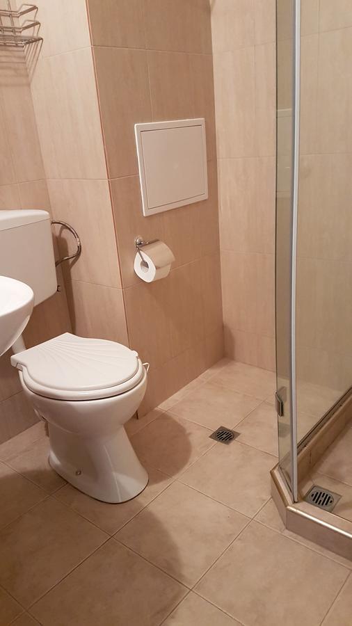 Tashevi Apartments Pomorie Eksteriør billede